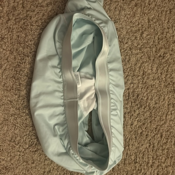 soft nike dry fit skirt, like new condition, worn a few times, xl size - Picture 3 of 4